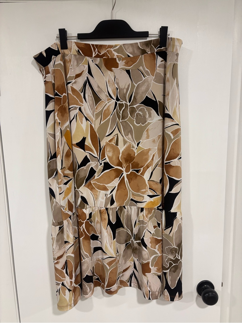 Susan Graver Beige, Black & Brown Floral Midi Skirt